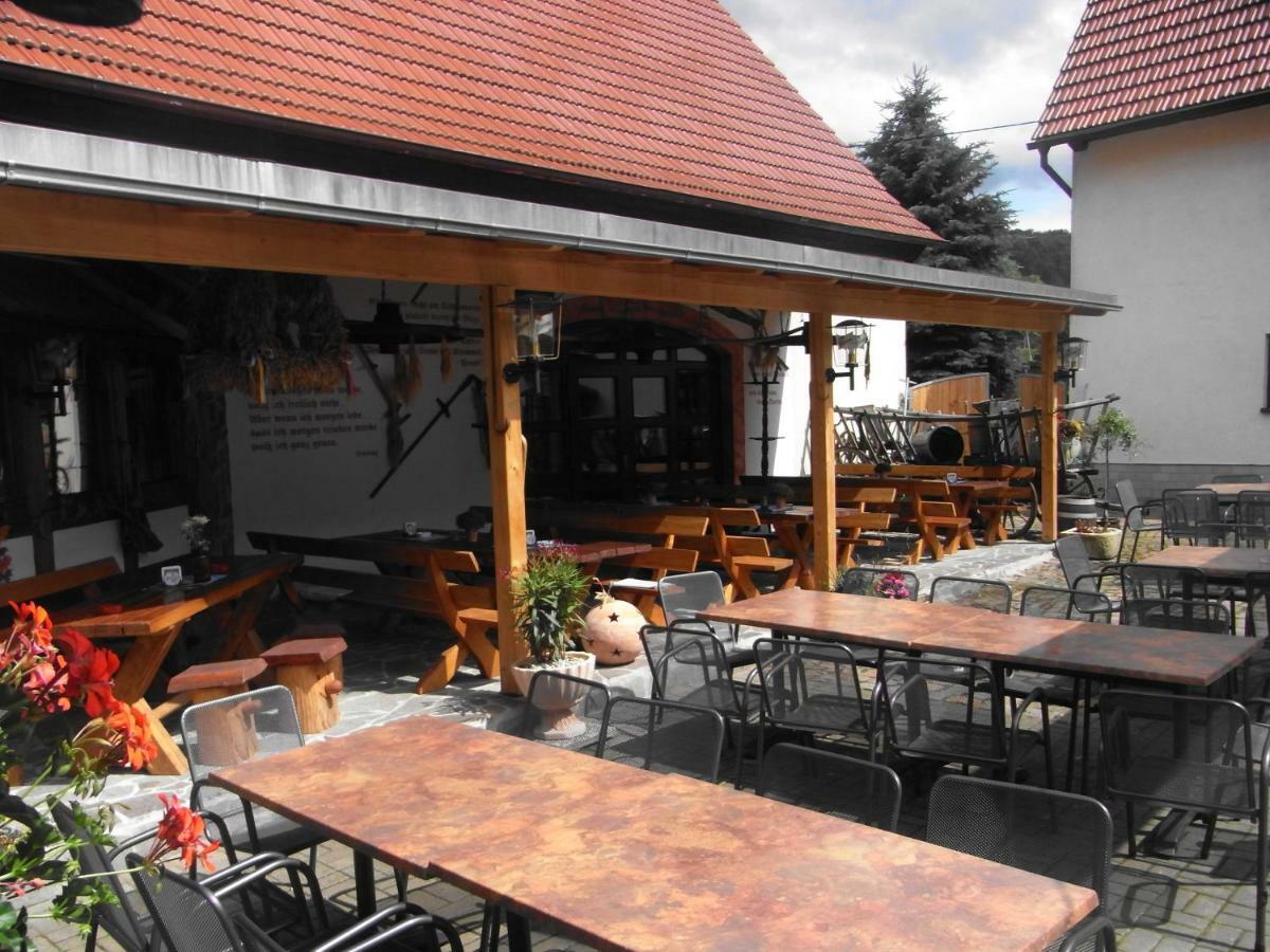 Limabach - Oberfrohna Restaurant & Pension "Bauernhof Zum Silberbergwerk" מראה חיצוני תמונה